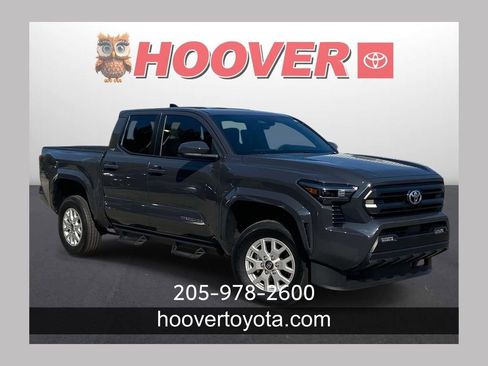 Used 2025 Toyota Tacoma SR5 AWD/4WD image 1