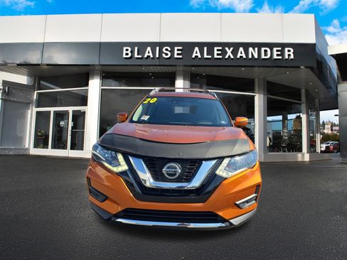 Used 2020 Nissan Rogue SV AWD/4WD image 10