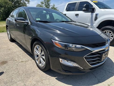 Used 2024 Chevrolet Malibu LT FWD image 2