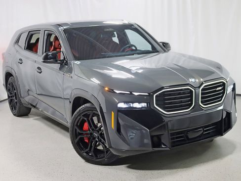Used 2023 BMW XM w/ M Driver's Package image 6