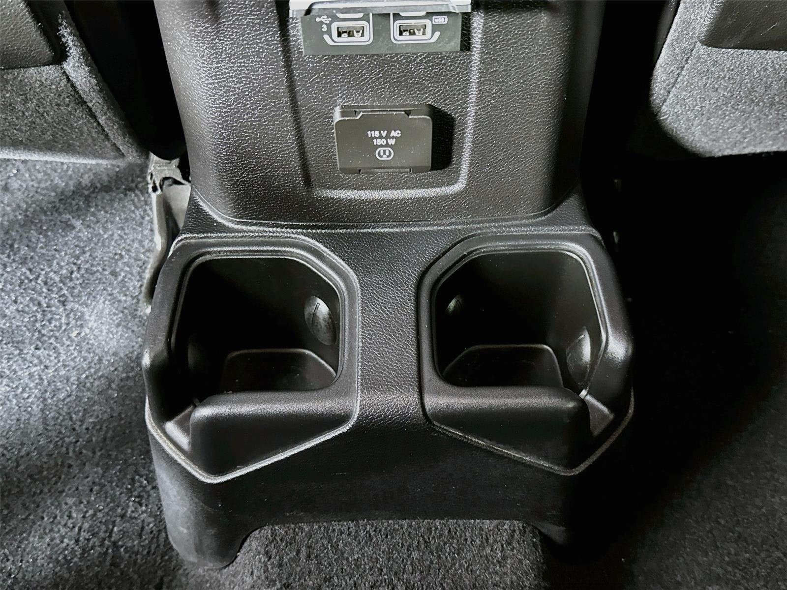 Used 2019 Jeep Wrangler Unlimited Rubicon w/ Dual Top Group AWD/4WD image 28