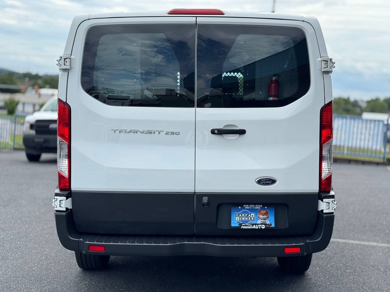 Used 2018 Ford Transit 250 130 Low Roof RWD image 38