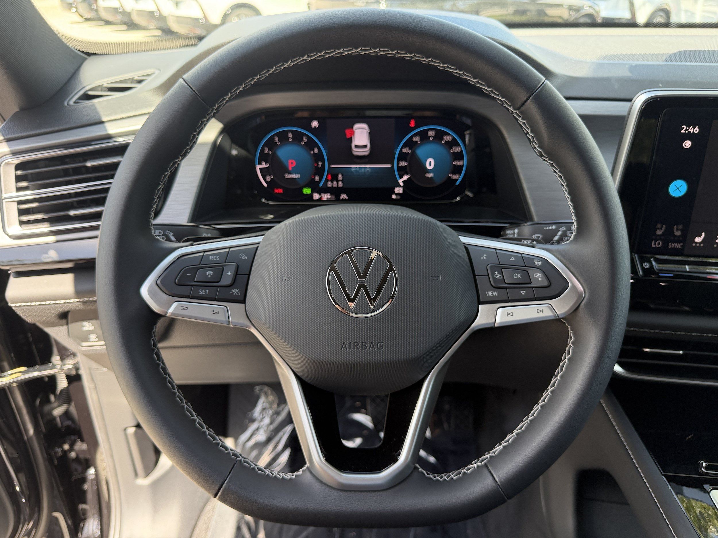New 2026 Volkswagen Atlas Cross Sport SE FWD image 32