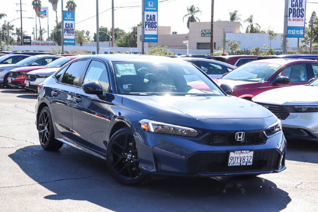 Used 2025 Honda Civic Sport image 2