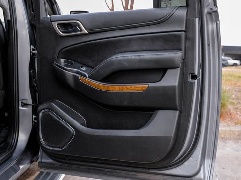 Used 2019 GMC Yukon XL Denali w/ Denali Ultimate Package image 56