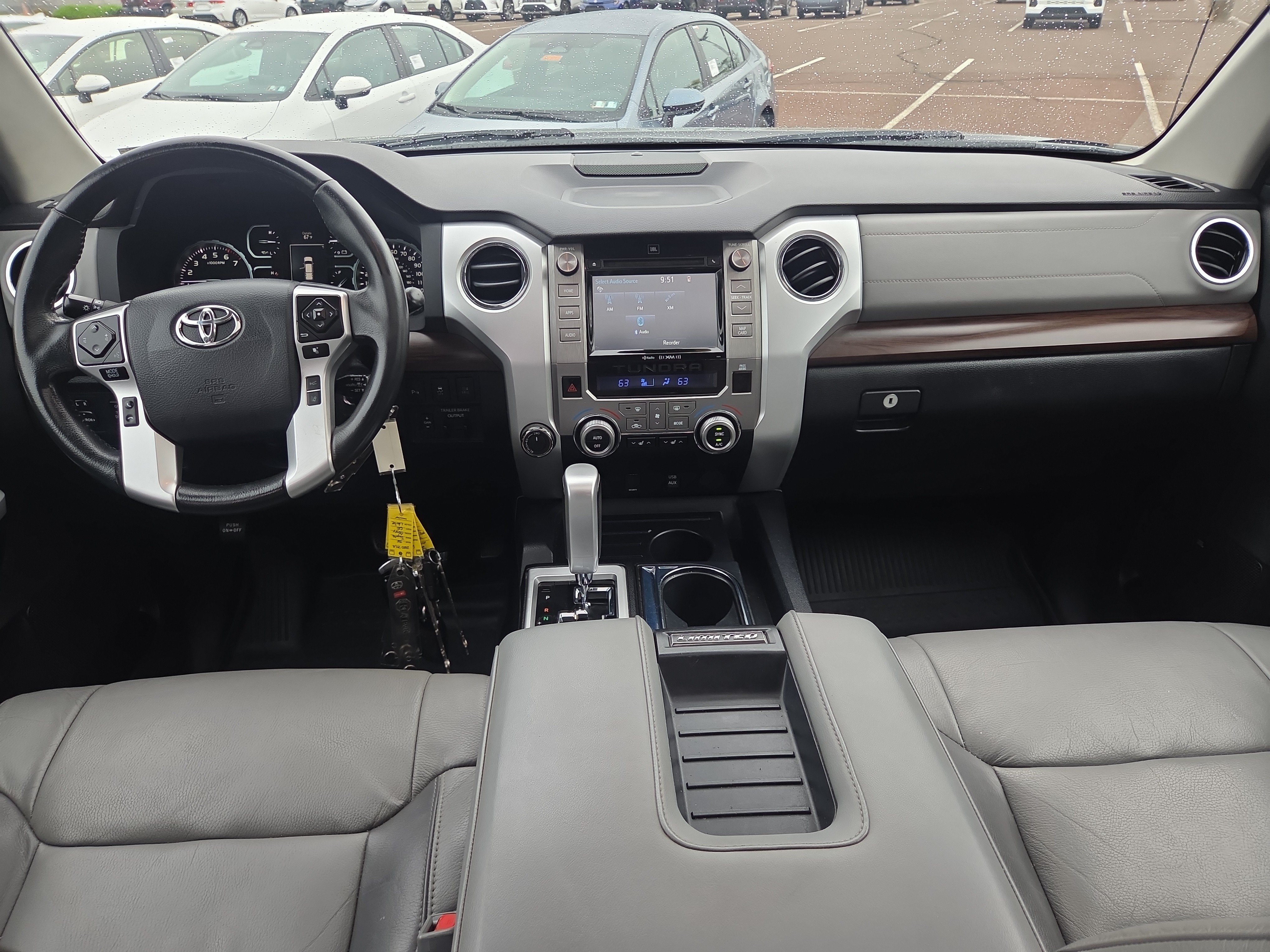 Used 2018 Toyota Tundra Limited w/ Limited Premium Package AWD/4WD image 19