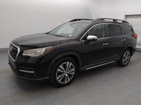 Used 2019 Subaru Ascent Touring w/ Popular Package #3 AWD/4WD image 2