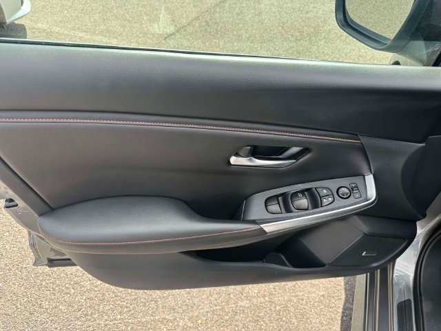 Used 2024 Nissan Sentra SR w/ SR Premium Package FWD image 16