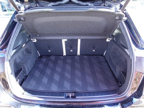 Certified 2022 Mercedes-Benz GLA 250 GLA 250 4MATIC SUV image 11