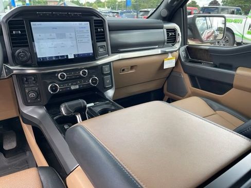 Used 2022 Ford F150 Lariat w/ Equipment Group 502A High AWD/4WD image 20