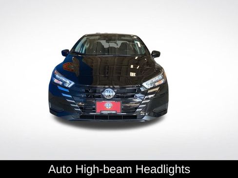 Used 2025 Nissan Versa SV FWD image 12