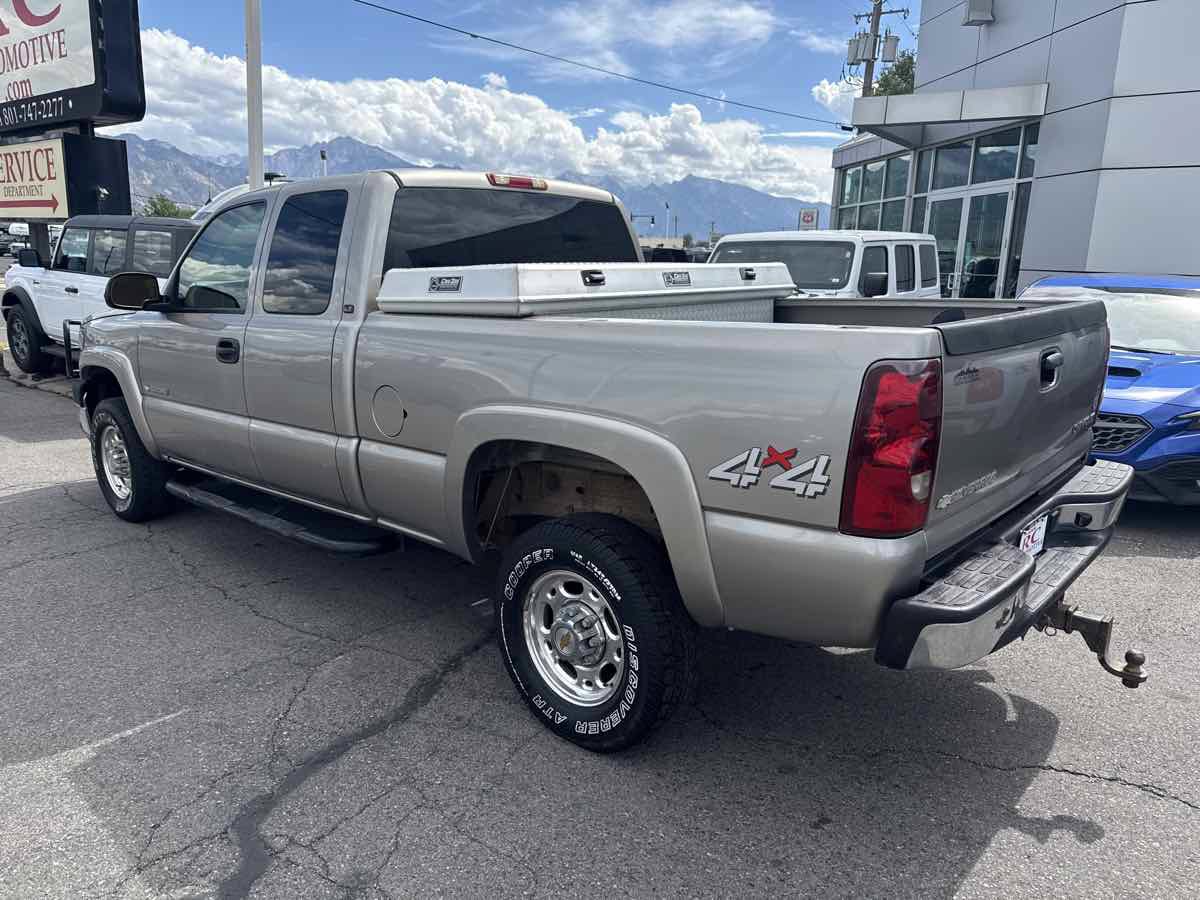 Used 2003 Chevrolet Silverado 2500 LT AWD/4WD image 7