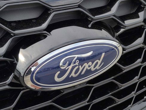 New 2026 Ford Explorer ST-Line RWD image 17