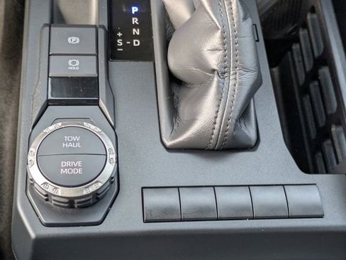 Used 2025 Toyota 4Runner SR5 image 15