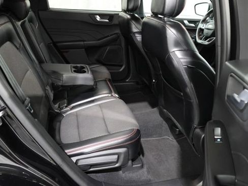Used 2023 Ford Escape ST-Line FWD image 14