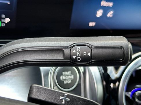 New 2025 Mercedes-Benz GLB 250 250 image 16