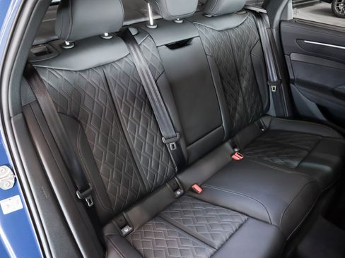 New 2026 Audi A6 Prestige image 9