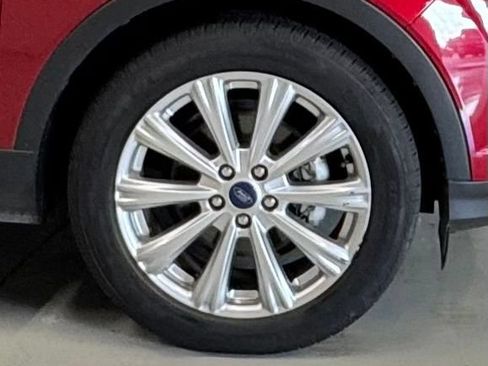 Used 2017 Ford Escape Titanium FWD image 28
