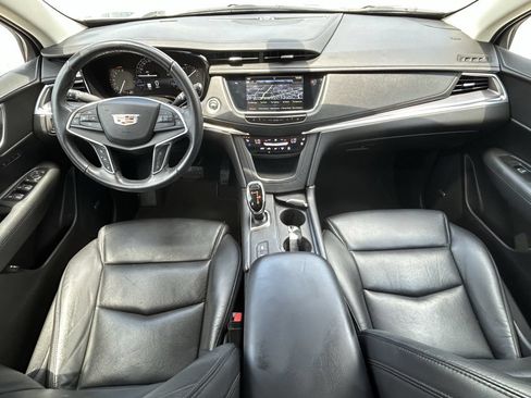Used 2018 Cadillac XT5 Premium Luxury FWD image 27