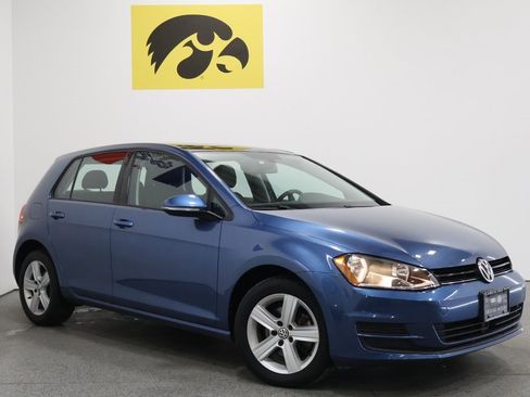 Used 2017 Volkswagen Golf Wolfsburg Edition image 2