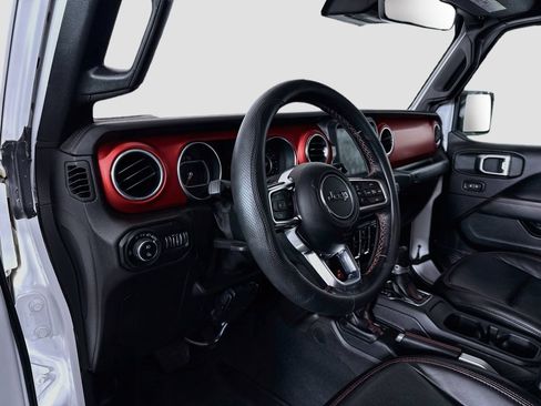 Used 2020 Jeep Gladiator Rubicon AWD/4WD image 9