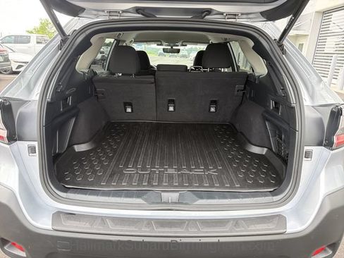 Certified 2025 Subaru Outback Premium w/ Popular Package #1 AWD/4WD image 27