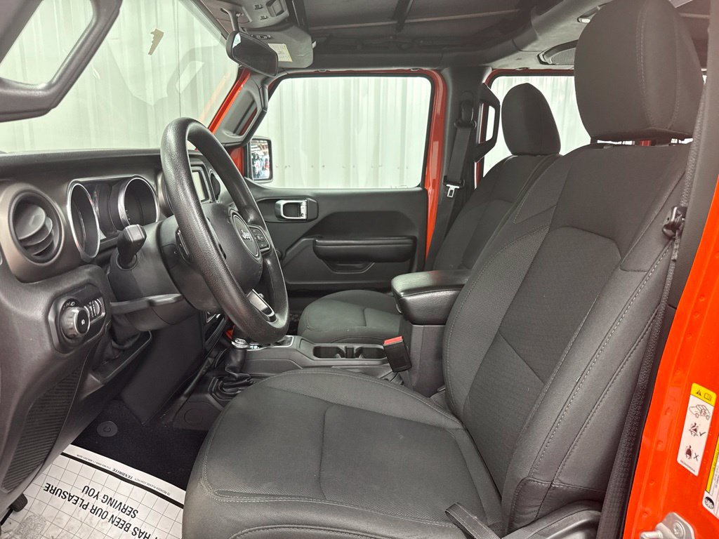 Used 2018 Jeep Wrangler Unlimited Sport AWD/4WD image 15