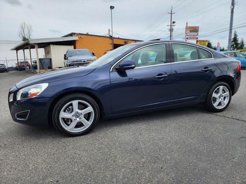 Used 2013 Volvo S60 T5 AWD/4WD image 9