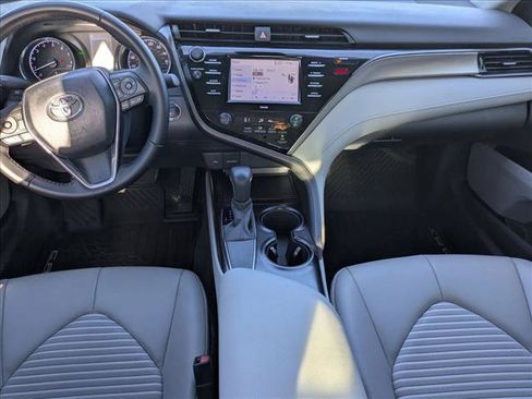 Certified 2020 Toyota Camry SE w/ Convenience Package FWD image 16