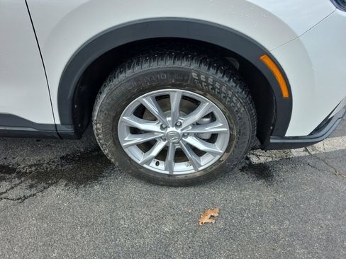 Used 2023 Honda CR-V EX-L image 9