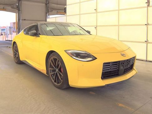 Certified 2024 Nissan Z Performance w/ Floor Mat Package image 2