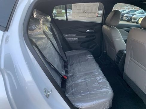 New 2026 Buick Envista Avenir image 26