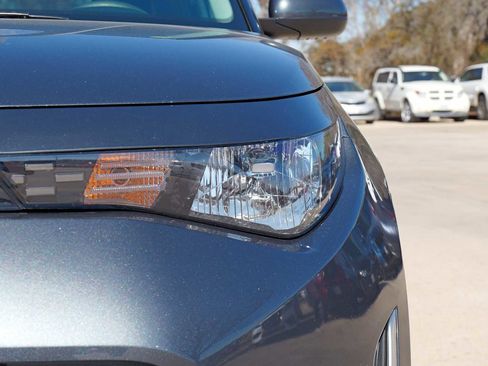 Certified 2024 Kia Soul LX w/ Option Group 015 image 3