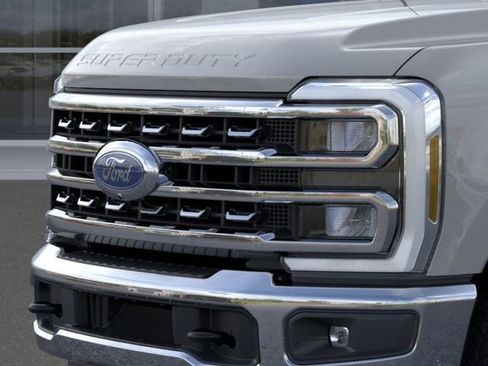 New 2026 Ford F250 Lariat w/ Chrome Package image 18