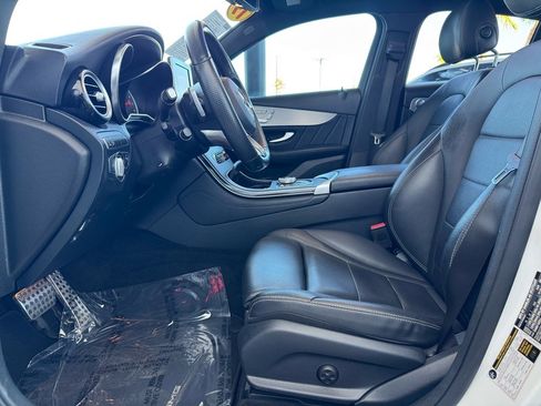 Used 2019 Mercedes-Benz GLC 300 4MATIC Coupe image 13