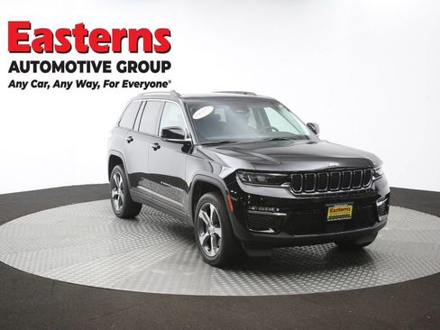 Used 2023 Jeep Grand Cherokee 4WD 4xe image 55