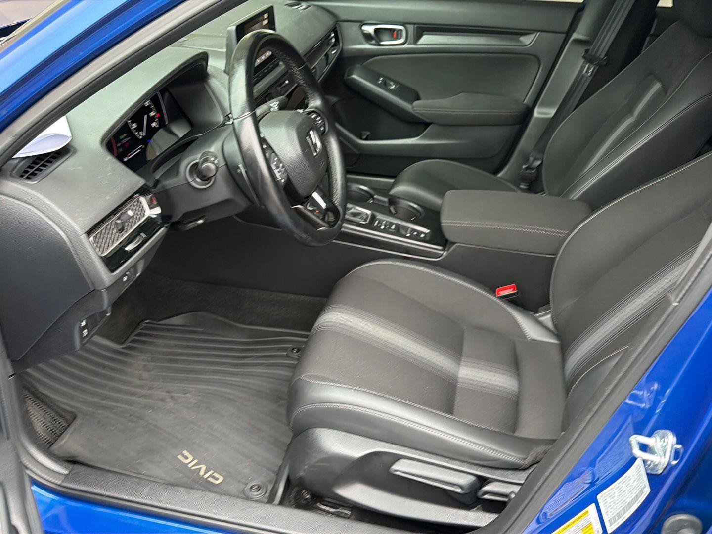 Used 2023 Honda Civic Sport image 10