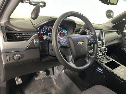 Used 2019 Chevrolet Tahoe 2WD image 11