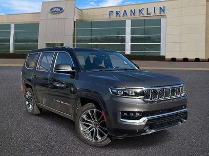 Used 2022 Jeep Grand Wagoneer Series III w/ Rear Seat Video Group 1