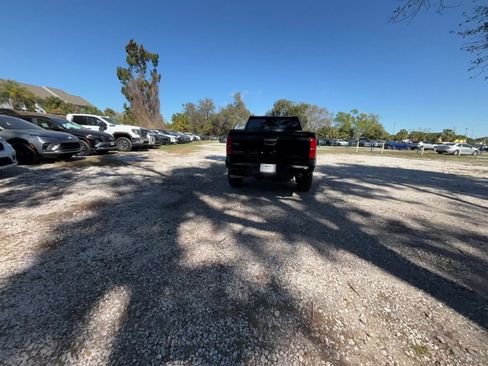 Used 2025 Toyota Tacoma TRD Off-Road image 16