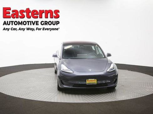 Used 2018 Tesla Model 3 Long Range image 48