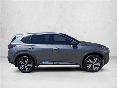 Used 2022 Nissan Rogue SL w/ SL Premium Package FWD image 4