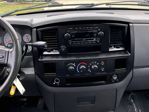Used 2007 Dodge Ram 1500 Truck ST w/ SXT Group RWD image 6
