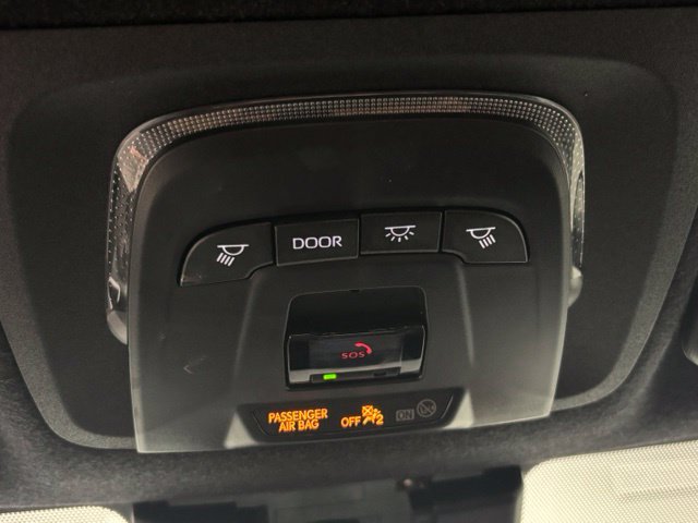 Used 2025 Toyota Corolla SE FWD image 30
