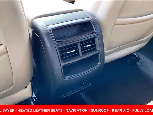 Used 2017 Cadillac XT5 Premium Luxury FWD image 10