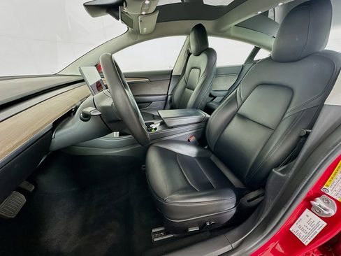Used 2022 Tesla Model 3 image 13