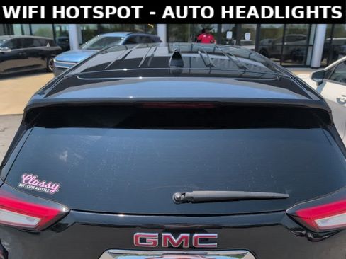 Used 2024 GMC Terrain SLE FWD image 5