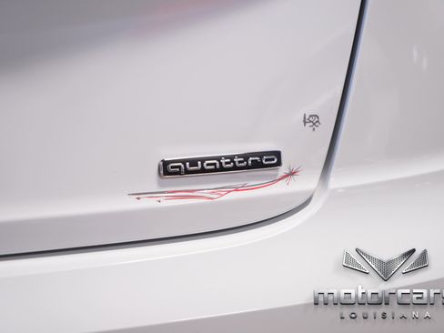 Used 2020 Audi Q8 Prestige image 19