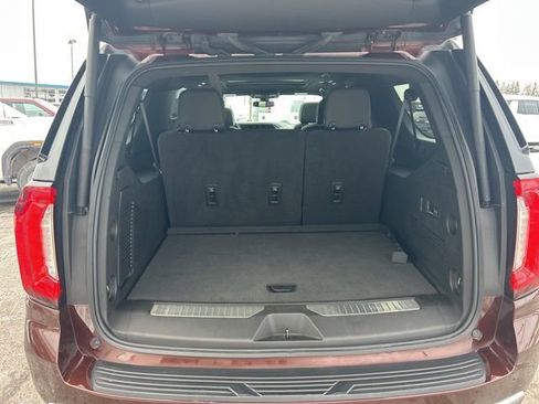 Used 2022 GMC Yukon XL Denali image 24