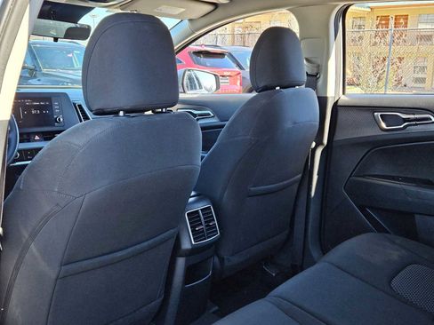 Certified 2024 Kia Sportage LX image 16